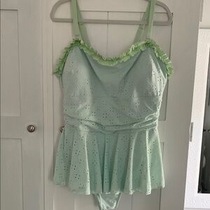 Seafoam Green Swimsuit Swim Dress Size XXL 16/18 Pinup